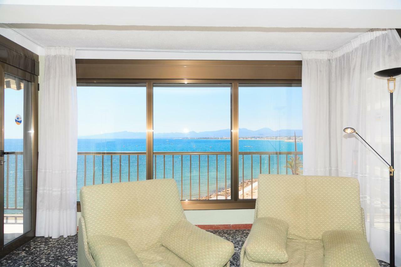 Uhc Acantilados Family Apartments Salou Exteriör bild